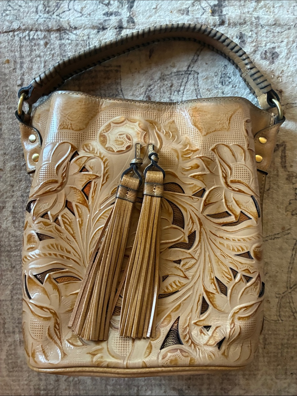 Patricia Nash Hand-Tooled Leather Shoulder Bag in Tan Metallic Inserts